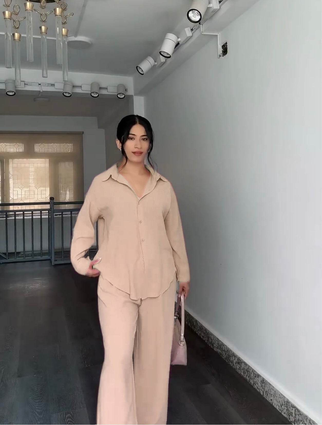 Stylish Women's Outfit Combo