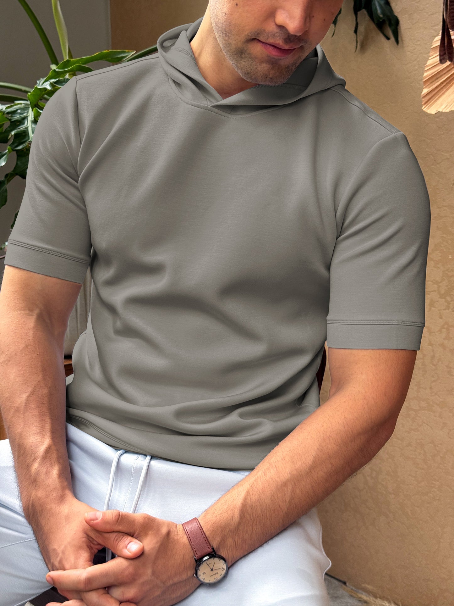 short-sleeved hoodie